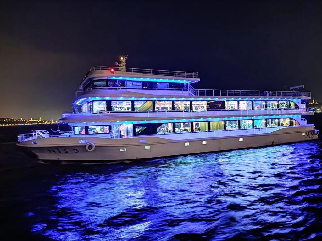 کشتی امیر کبیر